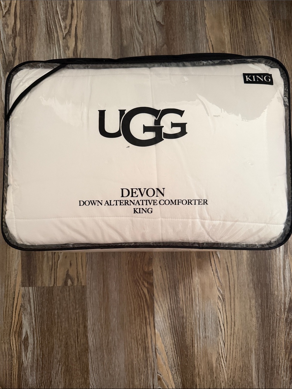 NEW Ugg Devon Down Alternative Comforter Insert